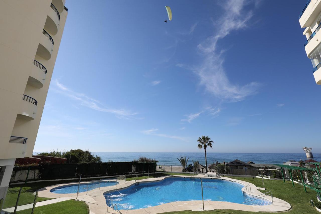 Lujo En Banana Beach Primera Linea De Playa Marbella Eksteriør billede