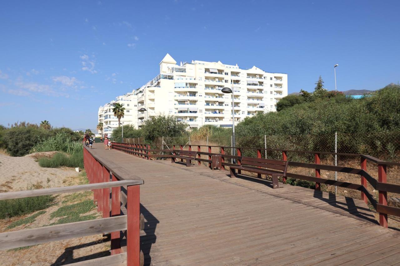 Lujo En Banana Beach Primera Linea De Playa Marbella Eksteriør billede